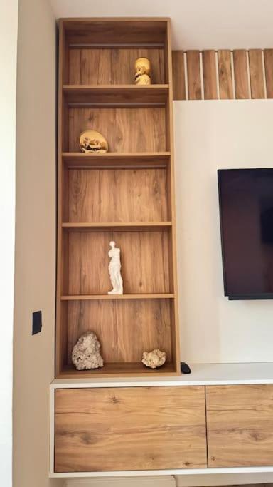 Peace And Love Luxury Apartment In Center, New Bazaar 2 Tirana Buitenkant foto