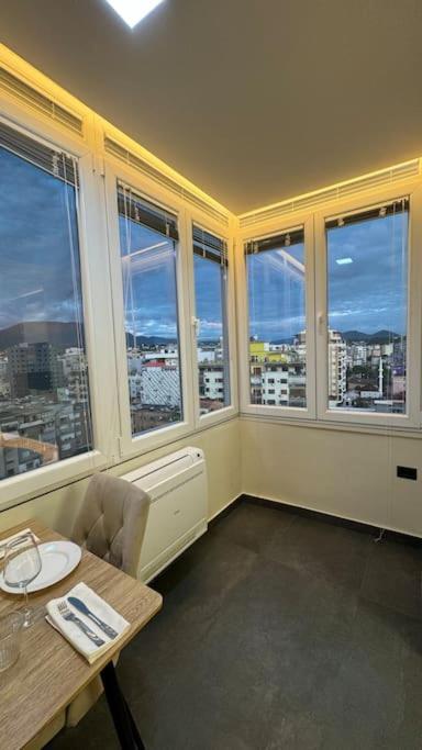 Peace And Love Luxury Apartment In Center, New Bazaar 2 Tirana Buitenkant foto