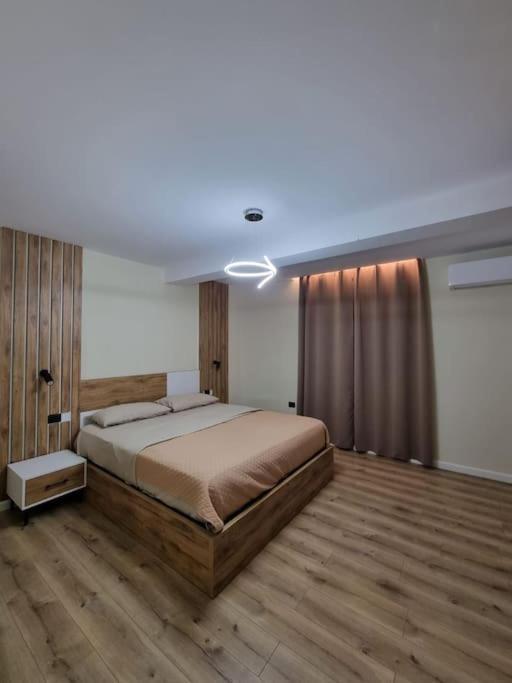 Peace And Love Luxury Apartment In Center, New Bazaar 2 Tirana Buitenkant foto