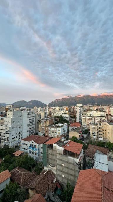 Peace And Love Luxury Apartment In Center, New Bazaar 2 Tirana Buitenkant foto